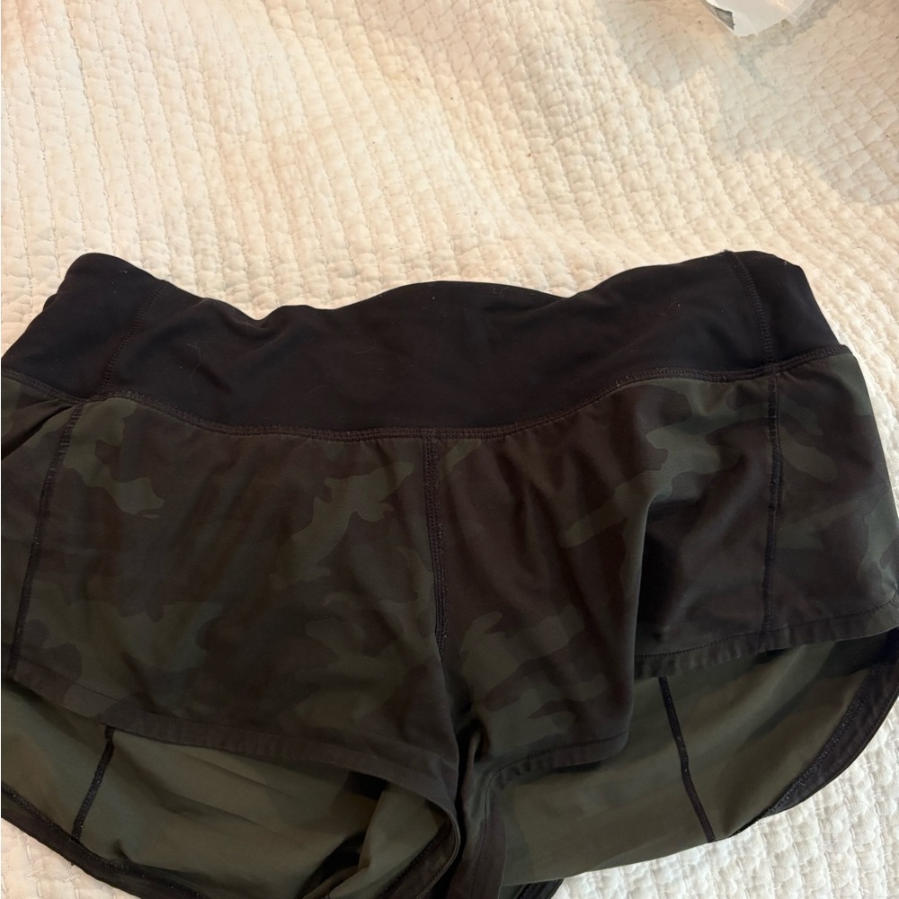 lululemon athletica Black and Green Camouflage Athletic Shorts